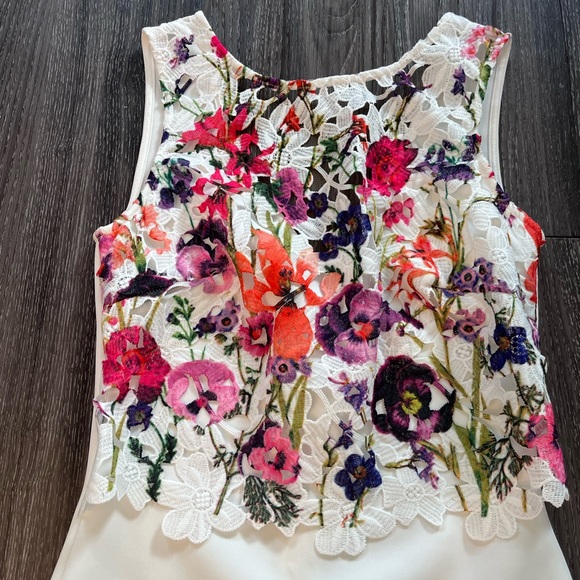 Lipsy London White Embroidered Top Formal Dress Size 4 - Picture 2 of 6